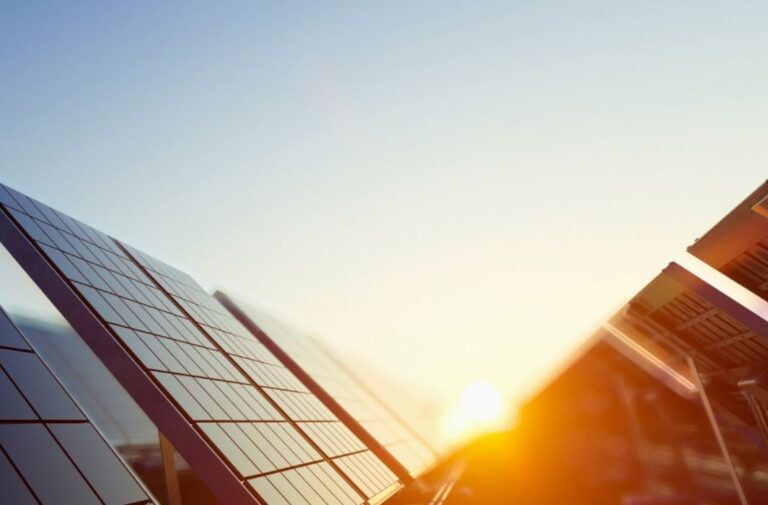 بيان مشترك بشأن تسوية النزاعات العالمية لبراءات الاختراع بين شركة "شينت نيو إنرجي تكنولوجي المحدودة" وشركة "جي إيه سولار تكنولوجي المحدودة"