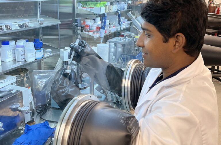 أبحاث بطاريات الزنك أيون في جامعة كولومبيا