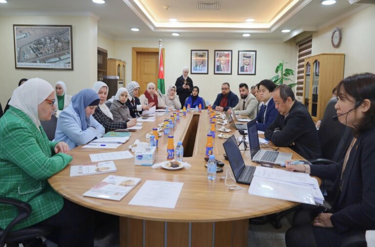 اجتماع اللجنة التوجيهية لمشروع تعزيز المنازل والمباني ذات الاستهلاك الصفري للطاقة