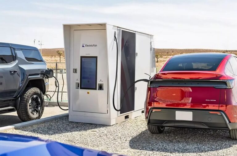 شاحن إلكتريك فيش Image Source: ElectricFish