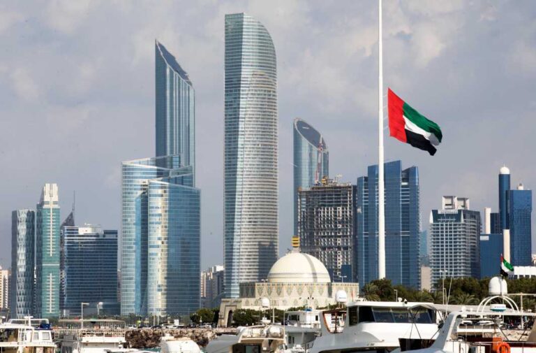 طموح الـ 100 جيجاواط: كيف تعيد مصدر صياغة خارطة الطاقة المتجددة بحلول 2030؟ أبو ظبي