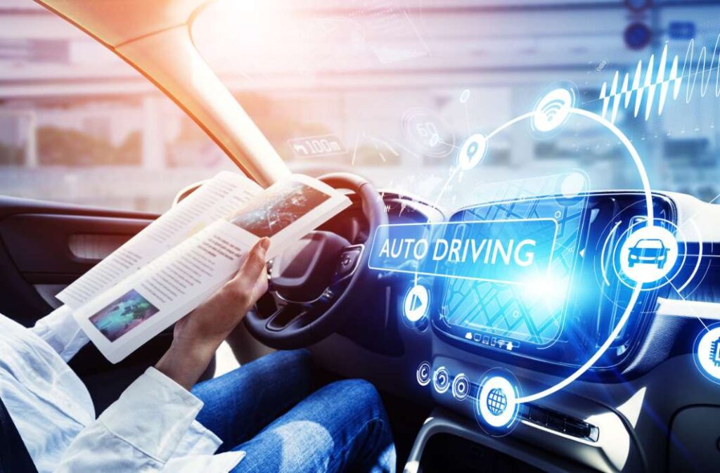 القيادة الذاتية في السيارة
