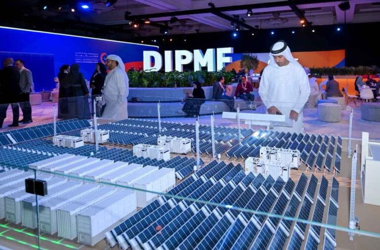 نموذج للمرحلة السابعة من مجمع محمد بن راشد آل مكتوم للطاقة الشمسية