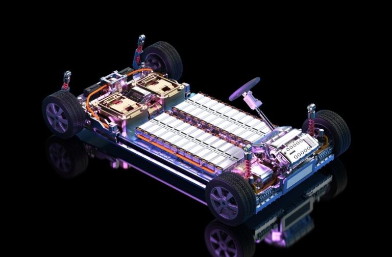 جيلي الصينية تقلب موازين القوى.. بطارية “الحالة الصلبة” تدخل مضمار الاختبار في 2026 جيلي الصينية تقلب موازين القوى.. بطارية "الحالة الصلبة" تدخل مضمار الاختبار في 2026 (تعبيرية)