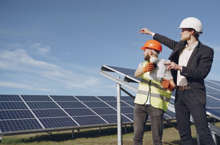 وظائف الطاقة المتجددة (تعبيرية)