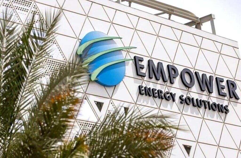 مبنى إمباور الإماراتية