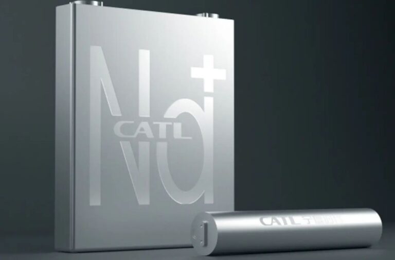 تتحدى الصقيع.. “كاتل” تطلق بطاريات الصوديوم في السيارات السياحية رسمياً تتحدى الصقيع.. "كاتل" تطلق بطاريات الصوديوم في السيارات السياحية رسمياً