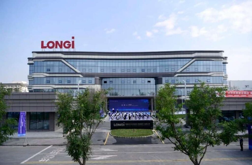 بتقنية مبتكرة.. ألواح Hi-MO X10 تتفوق في الأمان الحراري وإنتاجية الطاقة