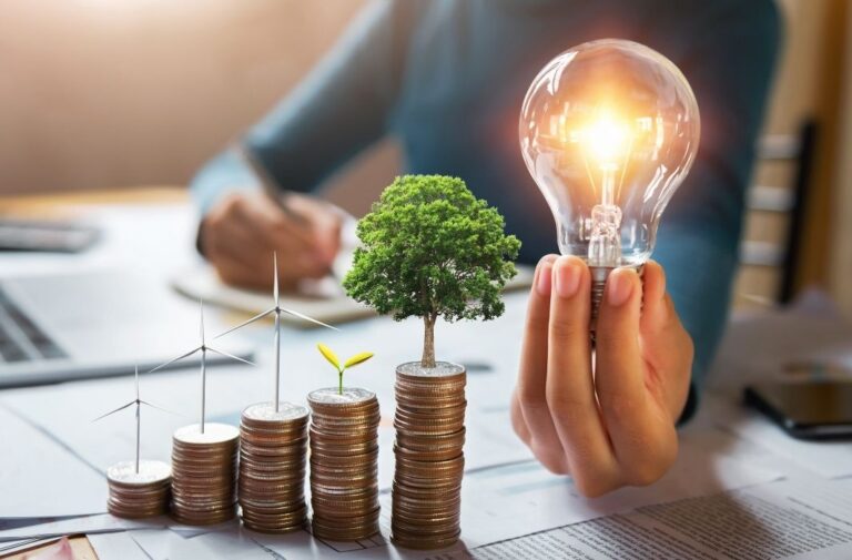 بنك ظفار يدعم الاستدامة عبر عملياته وخدماته