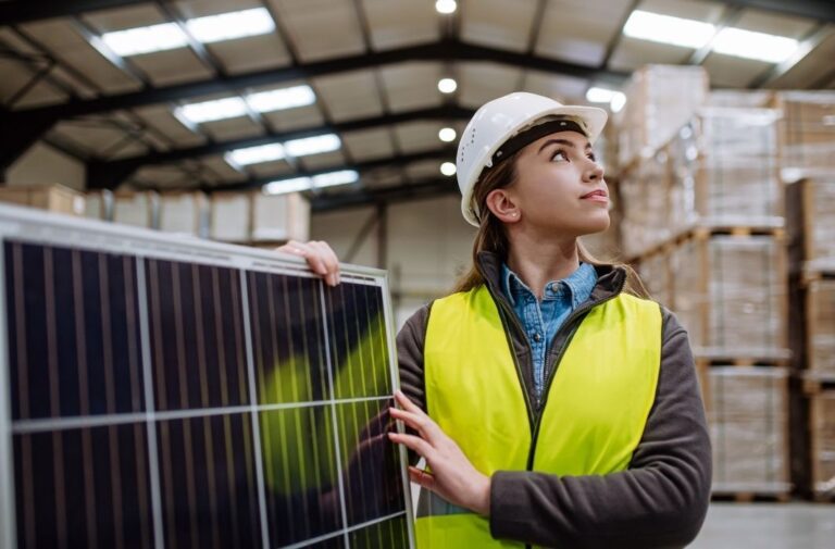 نسلا تتطلع لإنتاج 100 جيجاواط من مكونات الطافة الشمسية بحلول 2028